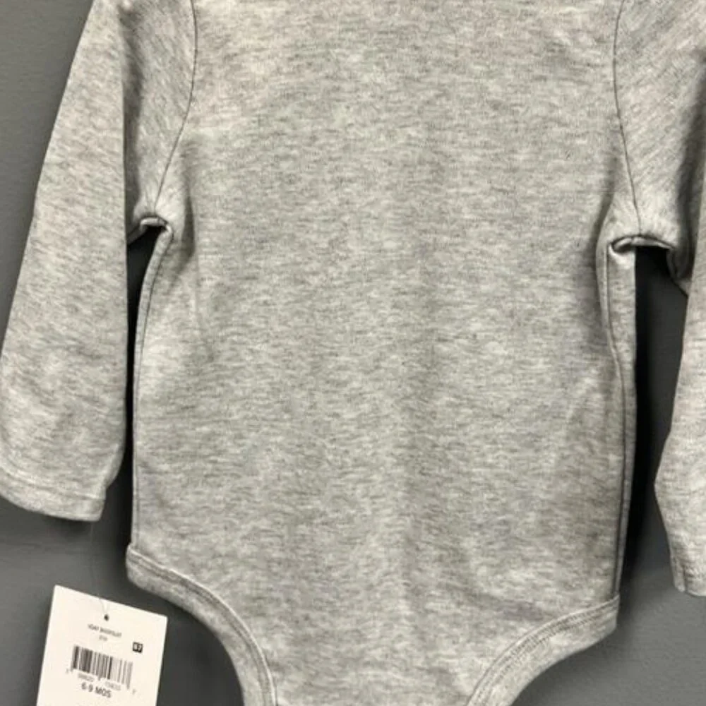 6-9 month Itty Bitty Valentine Onesie Gray & Red W-21 - Picture 3 of 3
